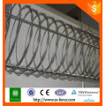 Arame farpado galvanizado / Alibaba expresso hot-dip galvanizado preço do arame farpado por rolo